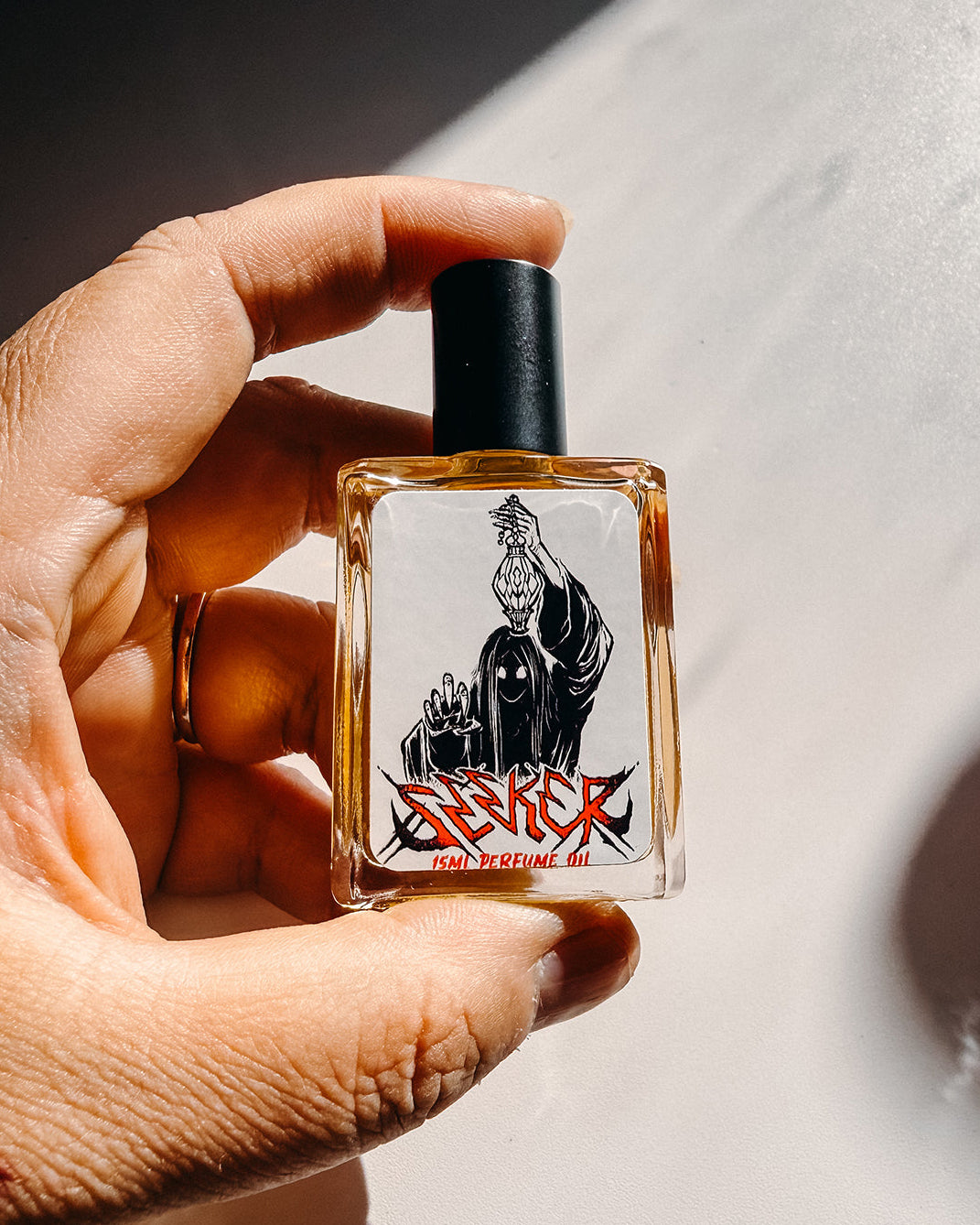 Seeker Perfume Oil