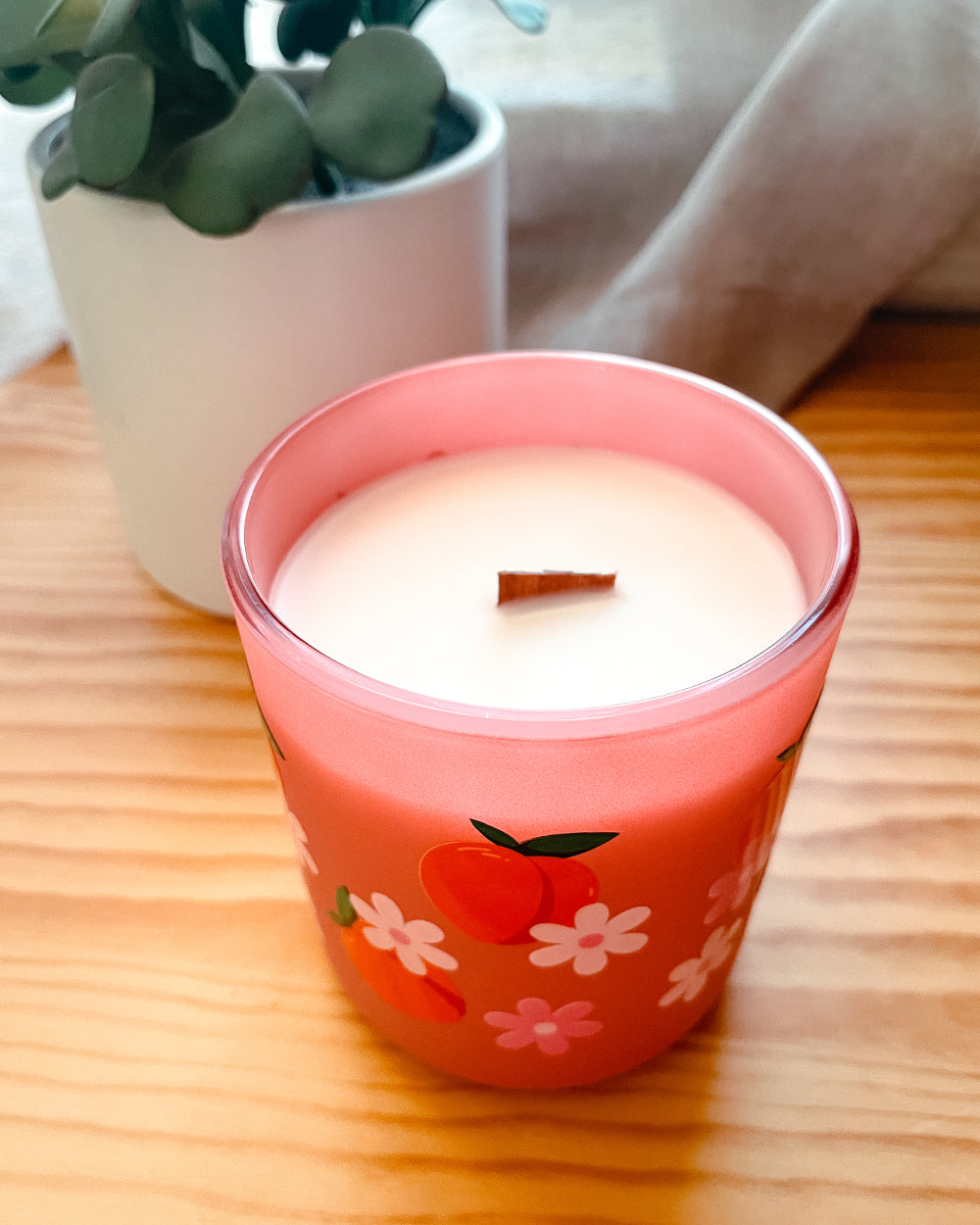 Peaches • 12 oz Candle
